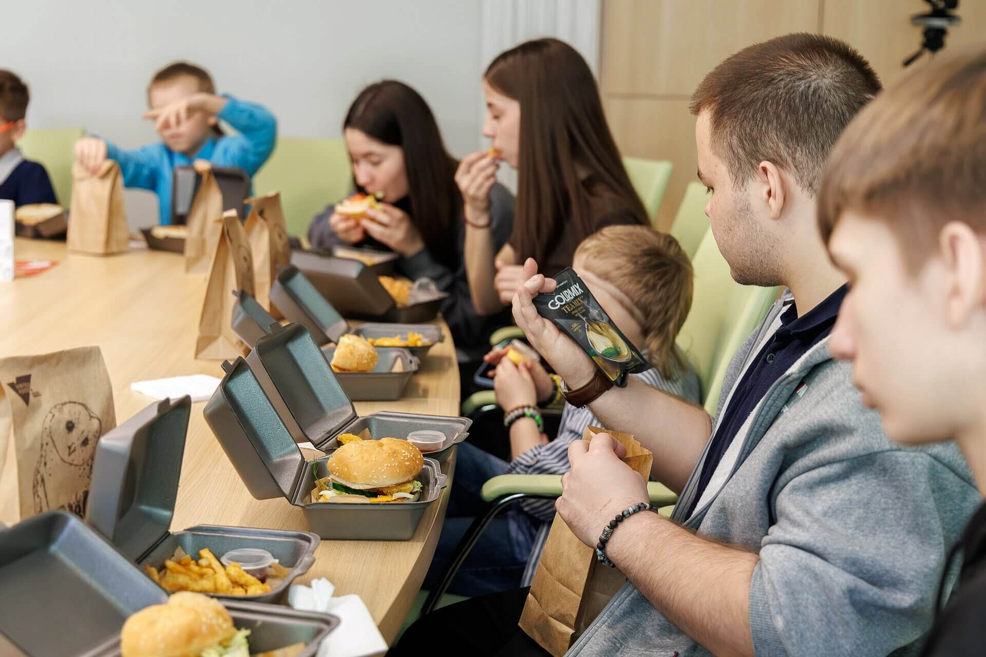 На работу к папе и маме. Экскурсии для детей VIRTEX-FOOD. Апрель 2026